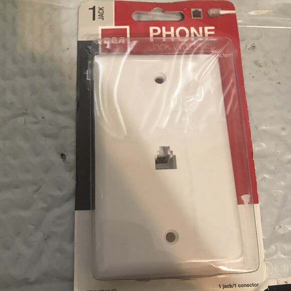 RCA White Flush Mount Telephone Jack TP247WHR RCA TP247WHR 079000404026 White - Picture 2 of 5